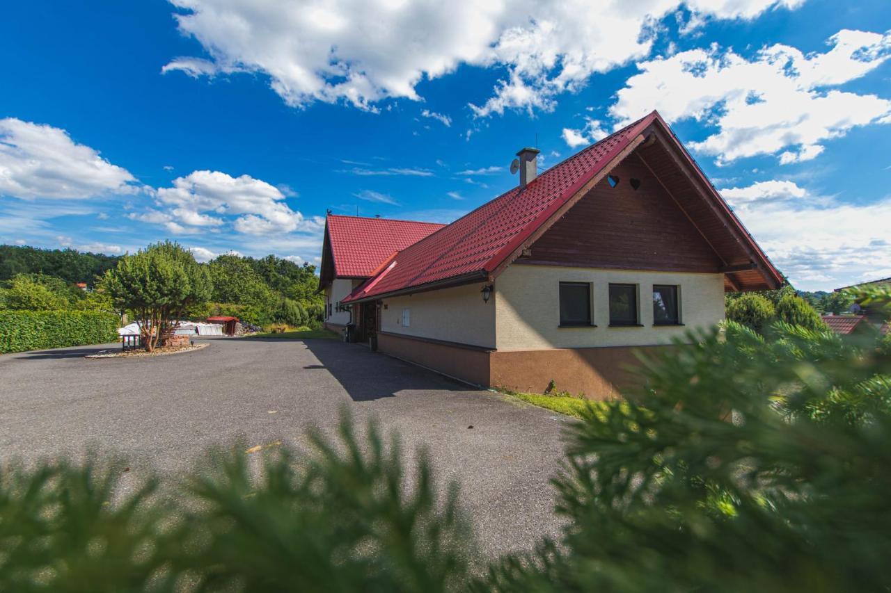 Rožnov pod Radhoštěm Apartman Kinskych מראה חיצוני תמונה
